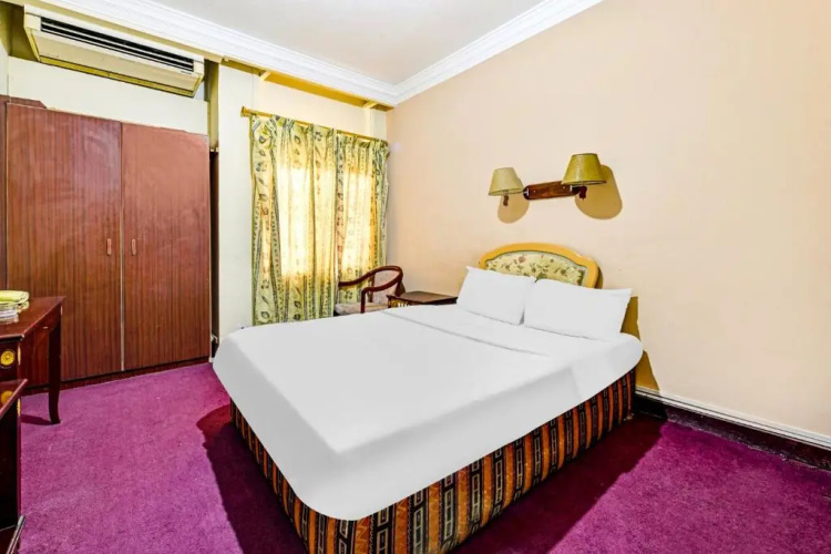 OYO 119 Le Vondome