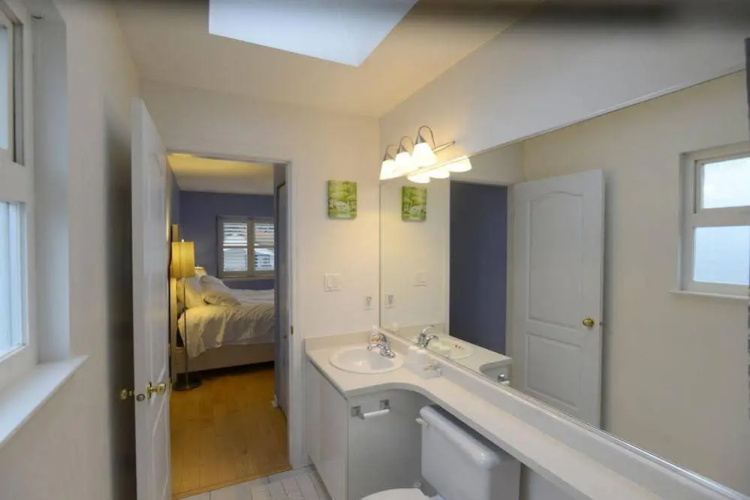 Marpole Guest House
