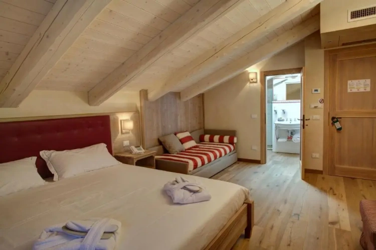 Deluxe Double room
