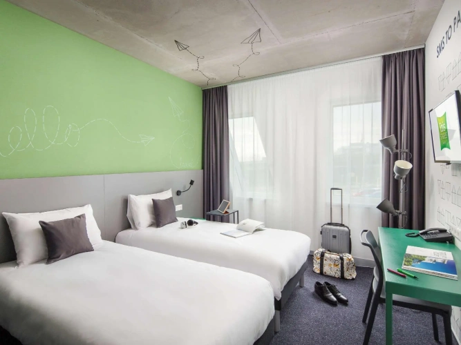 Standard Twin room