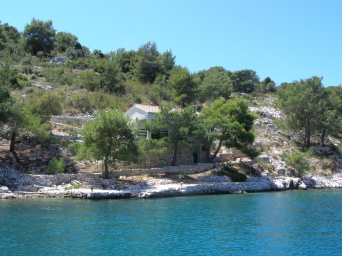 2 Bedrooms Cottage