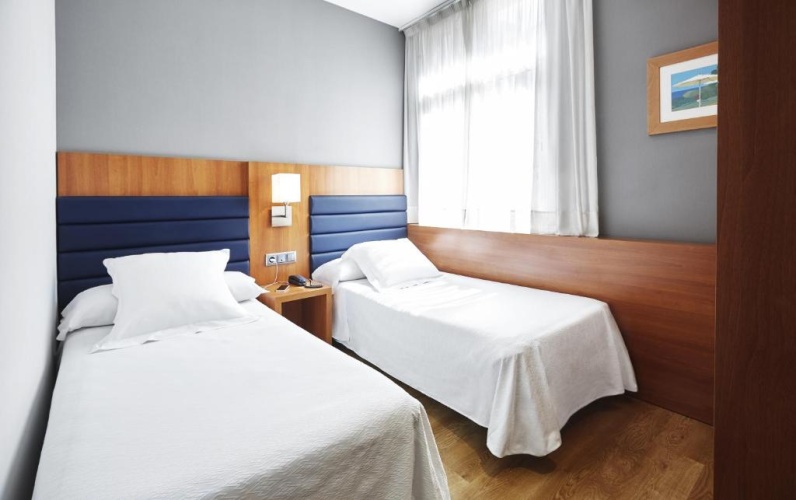 Small Twin room