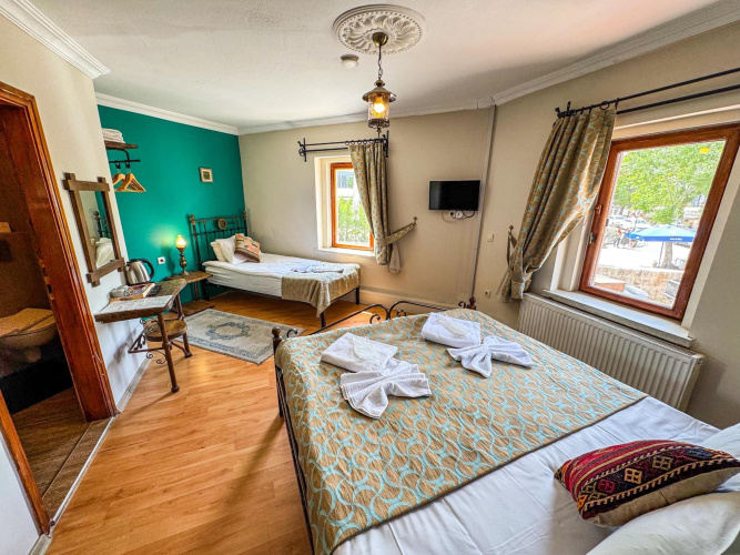 Nomads Cave Hotel & Rooftop