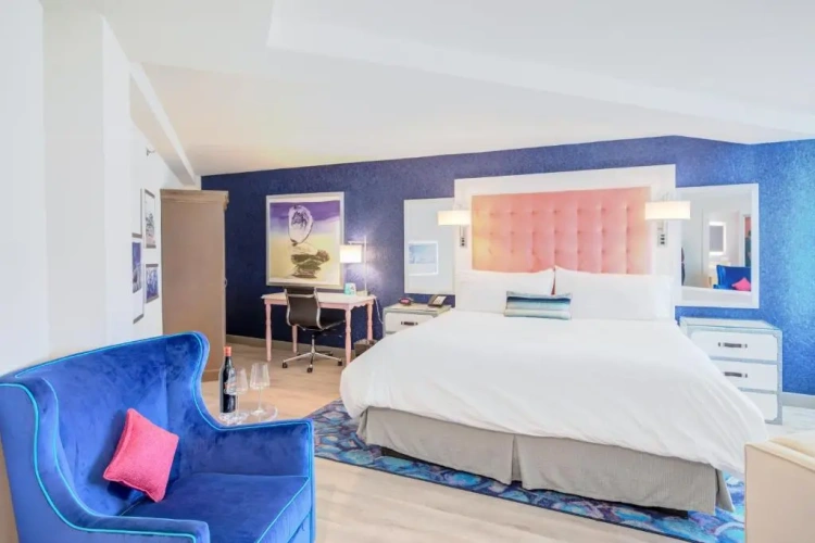 Deluxe Double Suite