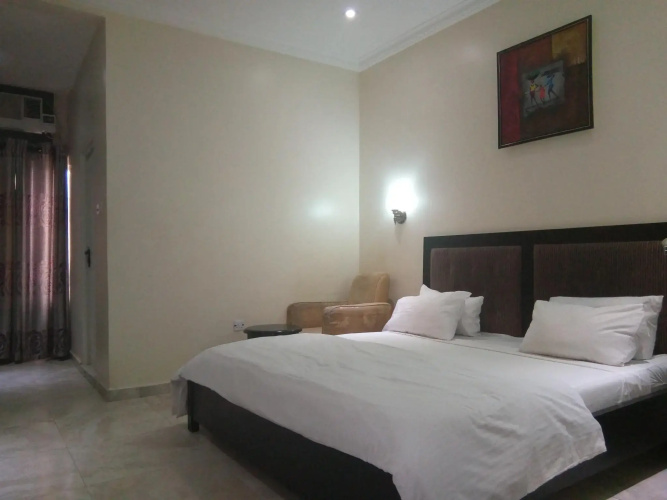 Allen Suites