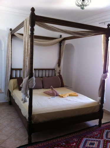 Maison Leila