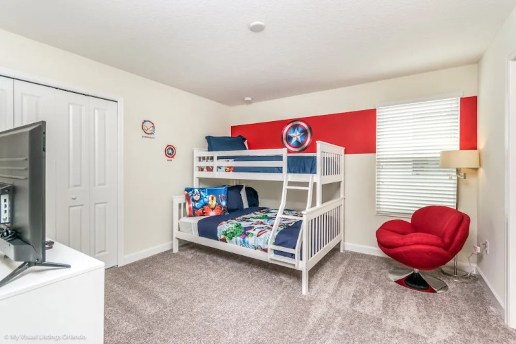 Champions Gate 8 Bedroom