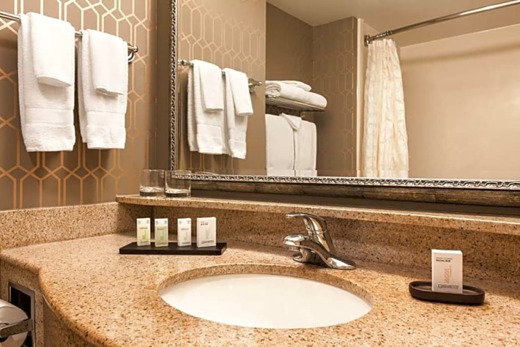 1 Bedroom Quadruple Suite