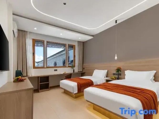 Superior Suite