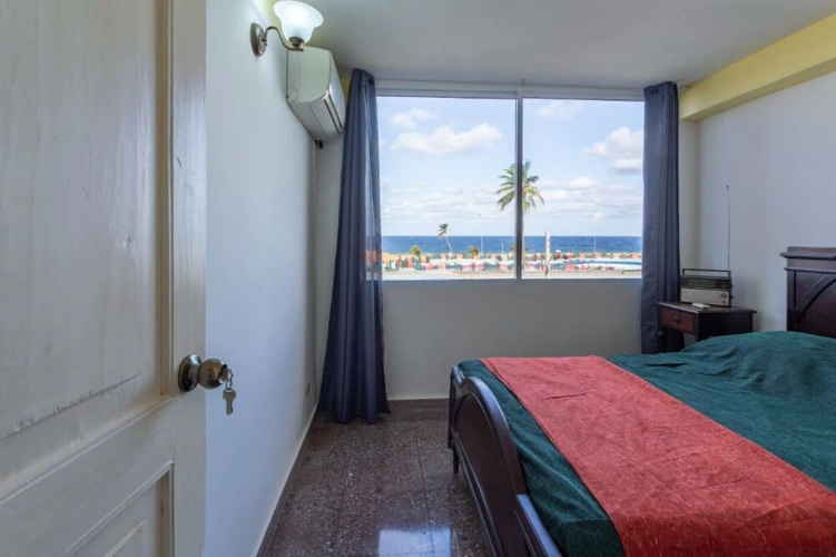 3 Bedroom Oceanview Apartment