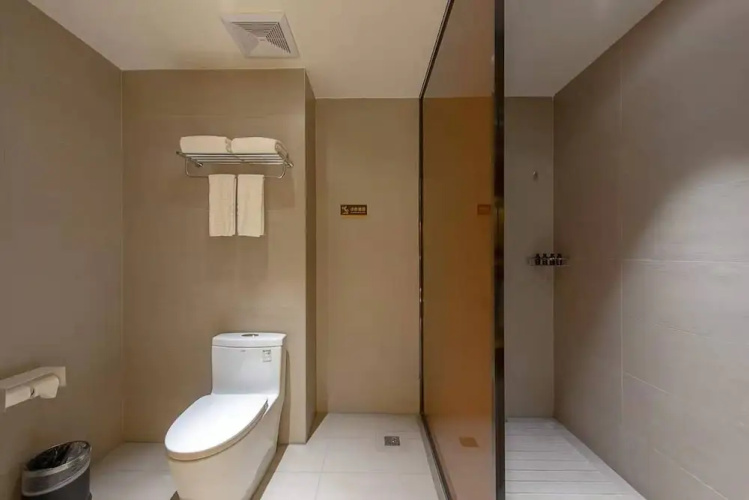 Dingwang Hotel -  Chencun Metro Station