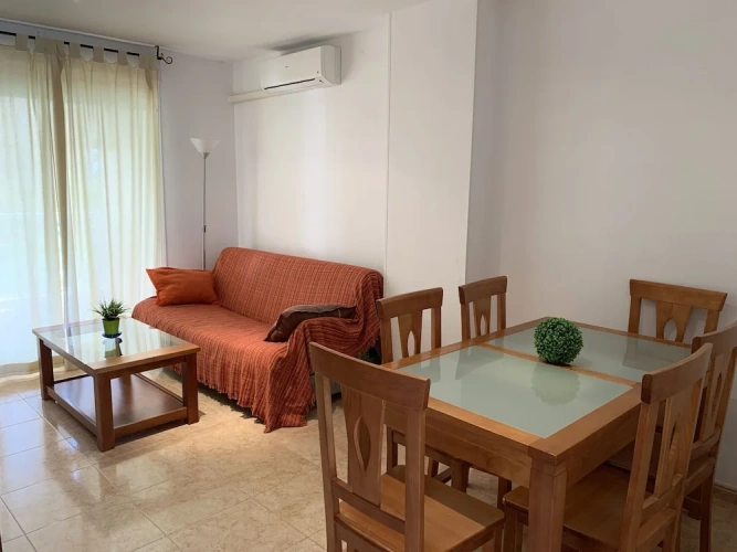 2 Bedrooms Apartment with balcony