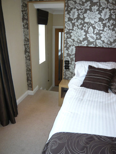 Queenswood Hotel