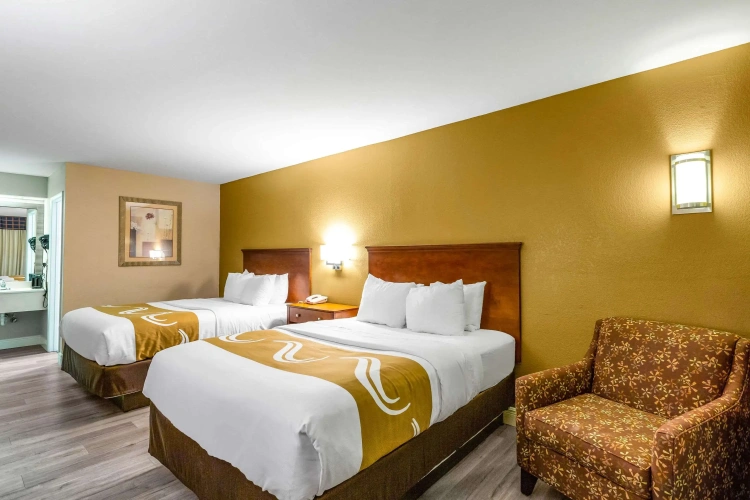 Standard Quadruple room