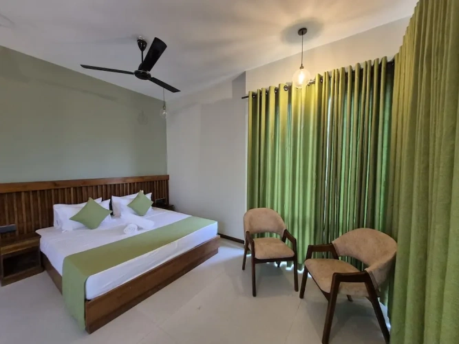 1 Bedroom Deluxe room with lake view