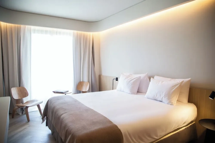 Classic Double room with balcony and with city view