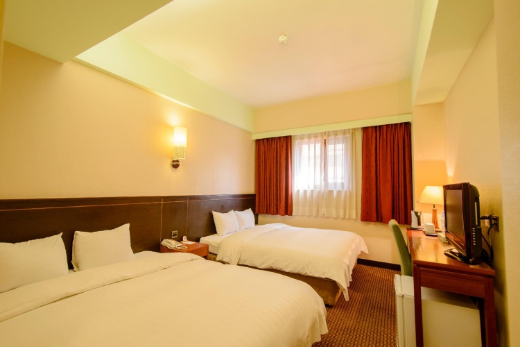 Deluxe Quadruple room