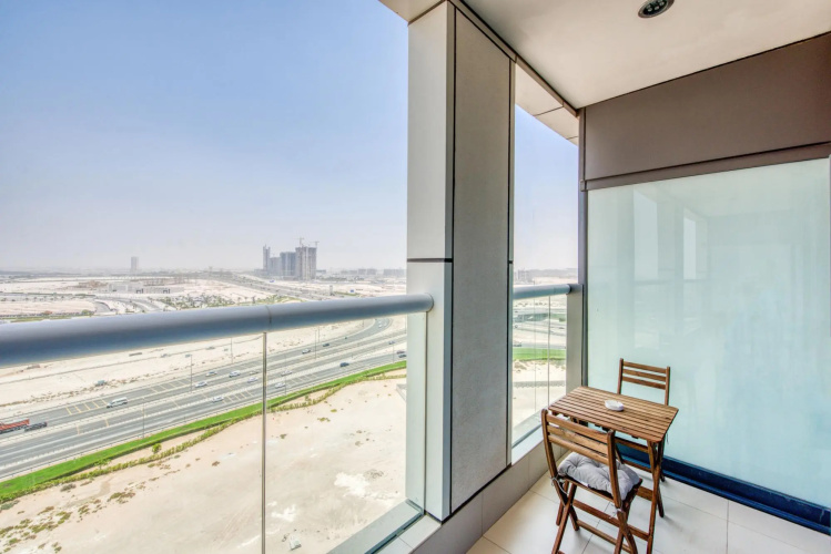 Cool Dubai Apt Next Burj Khalifa Design District