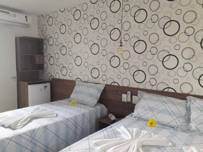 Standard Triple room