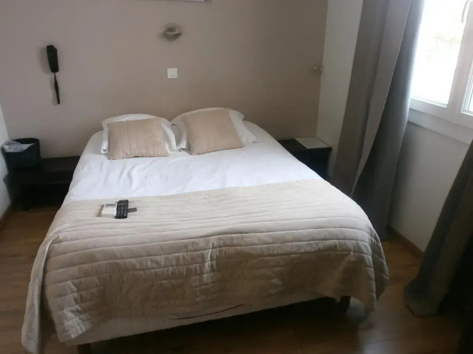 Blue Hotel