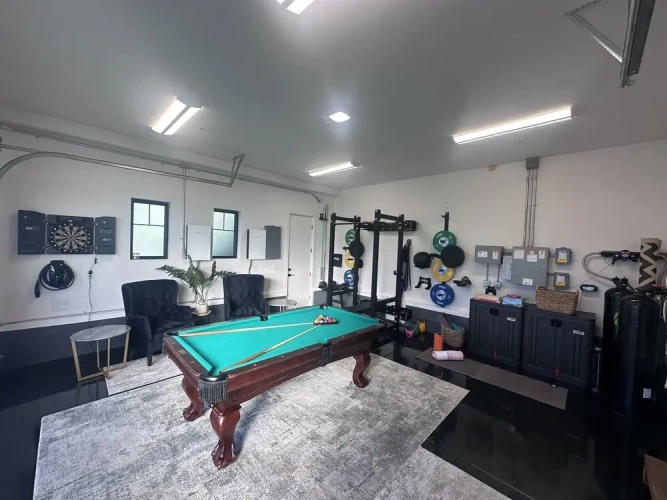 4 Bedrooms Cottage