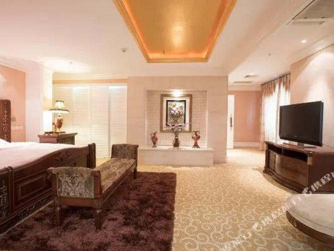 Presidential Double Suite