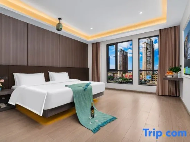 Deluxe Family Suite