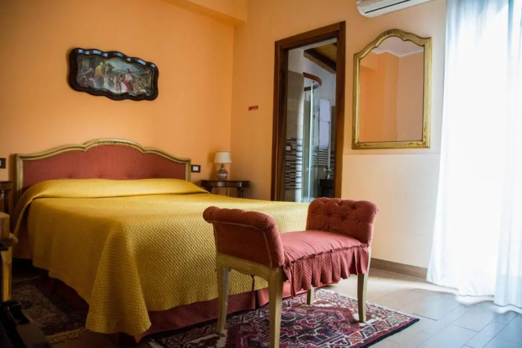 Villa Liliya