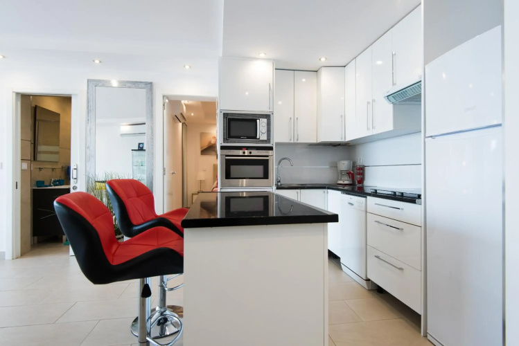 Seashore Bungalow Stunning