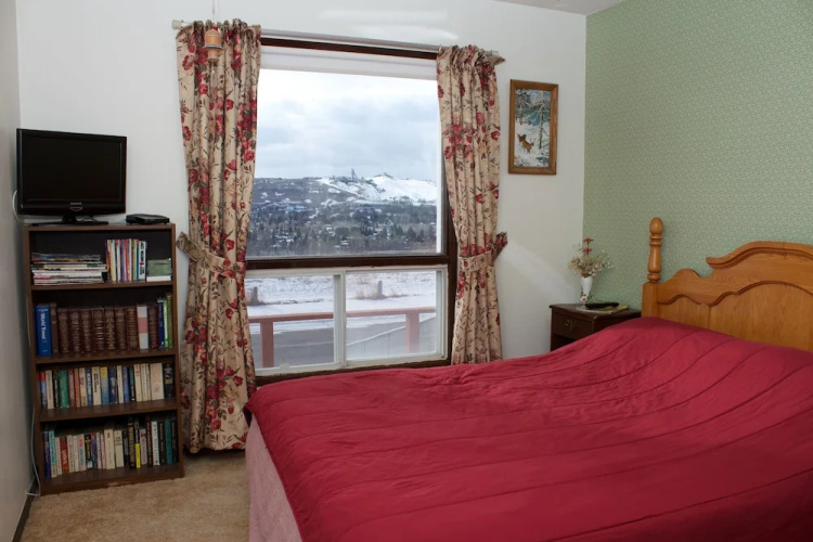 Cozy Nest B&B