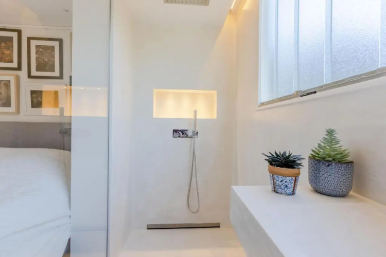 SERRENDY Splendid 3-bedroom apartment within an upscale