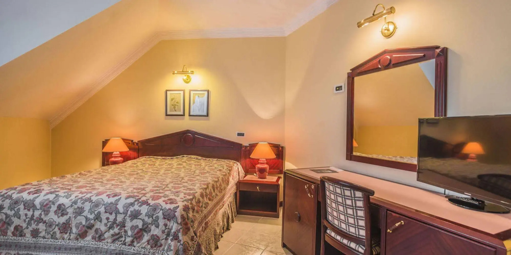 Bellevue Hotel & Resort