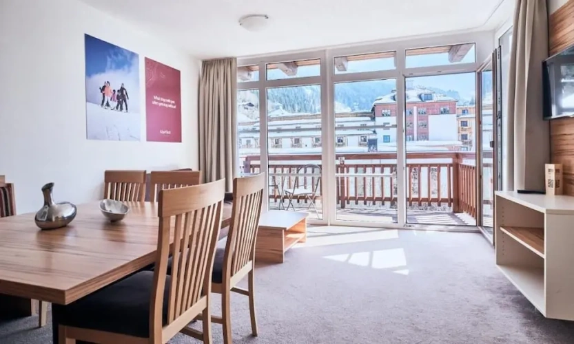 Apartment with balcony