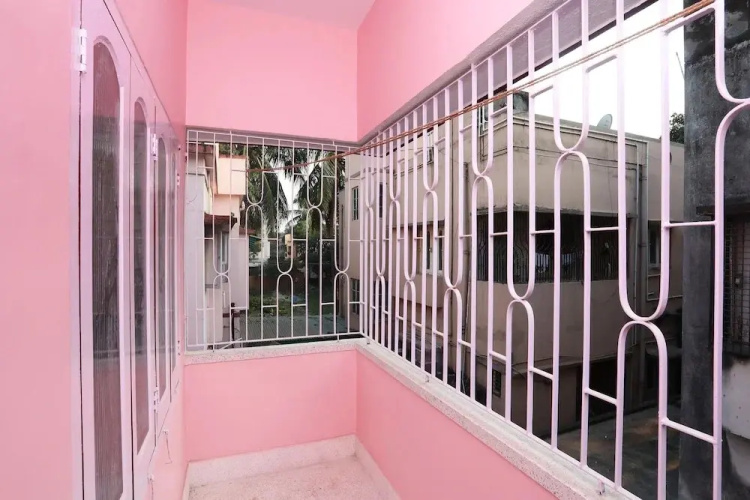 Silver Leaf By OYO Rooms