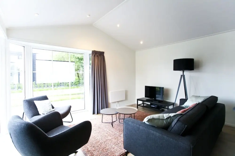 Standard Sextuple room