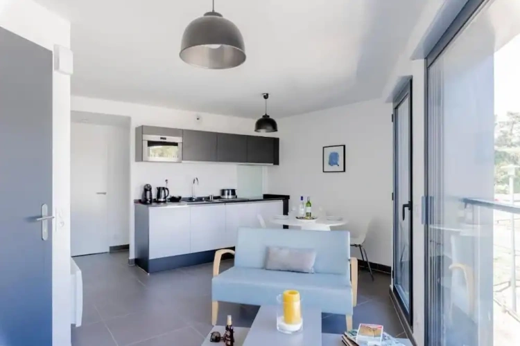 1 Bedroom Standard Suite