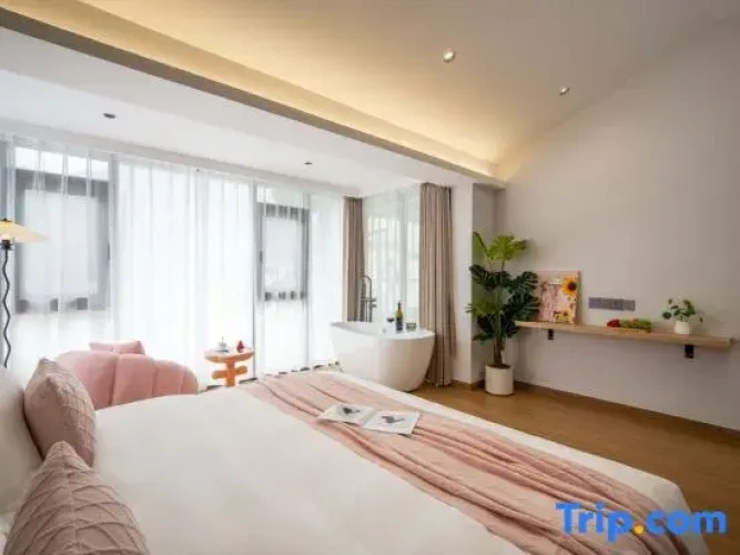 3 Bedrooms Standard room