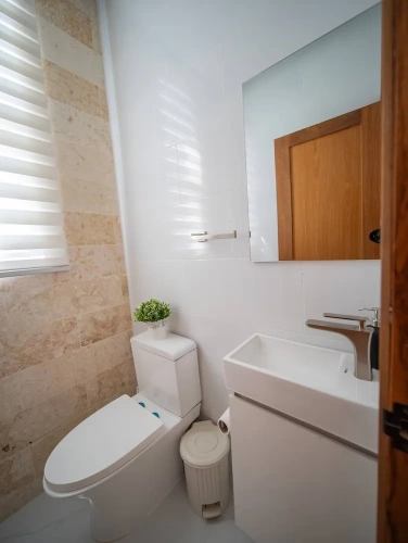 4 Bedrooms Villa with balcony and with garden view