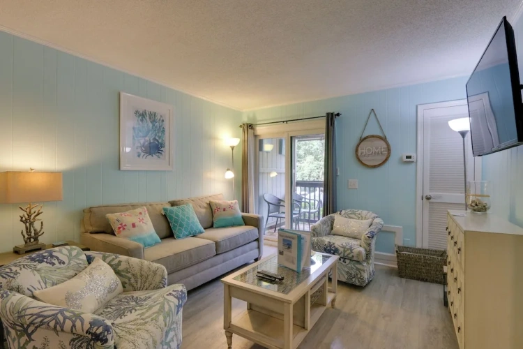 2 Bedrooms Apartment