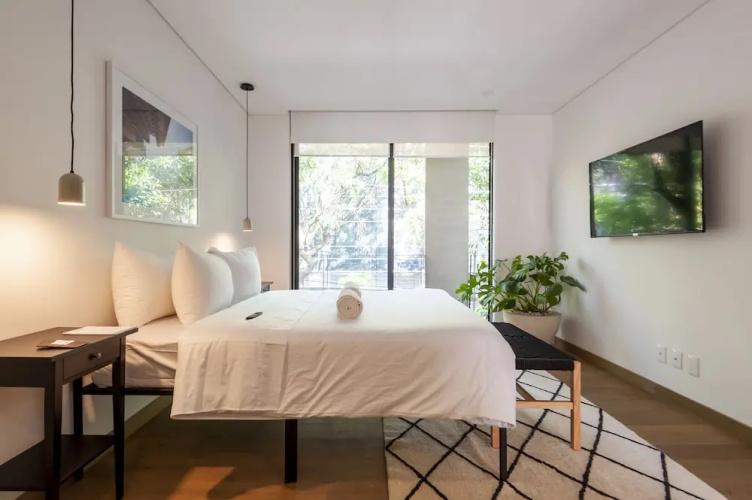 Wynwood House Schiller