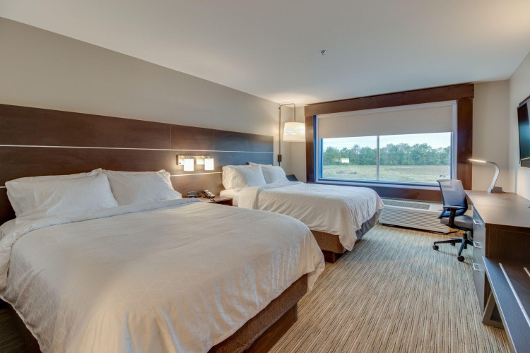 Quadruple Suite