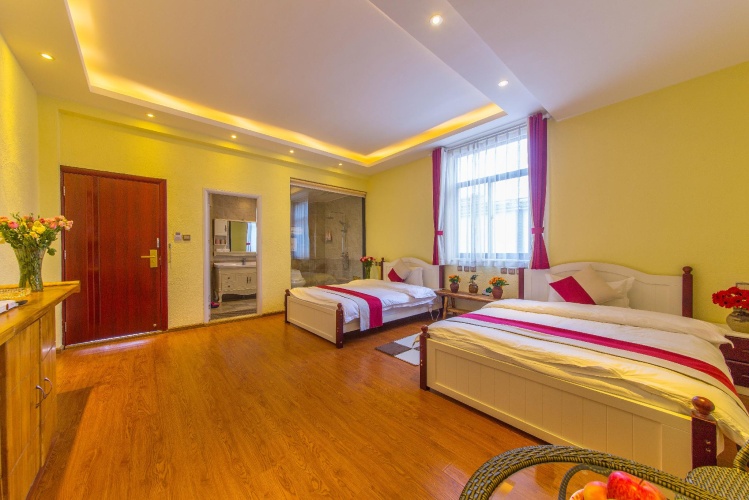 Deluxe Family room