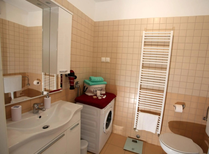 Apartment West