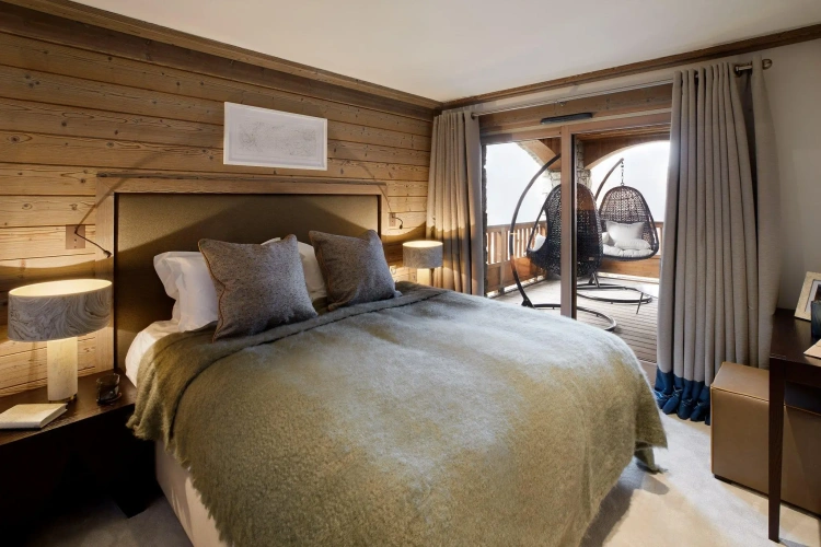 3 Bedrooms Apartment