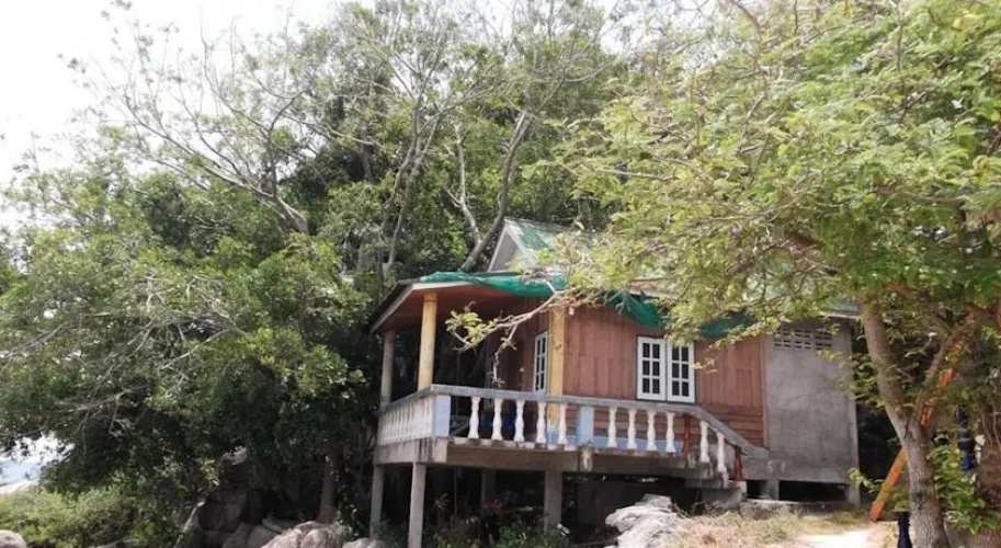 Queen Resort