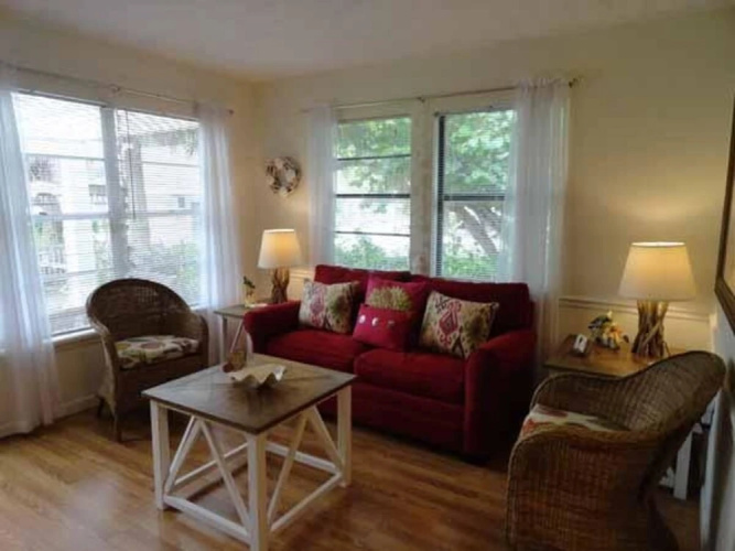 4 Beach Lovers - Unit 3