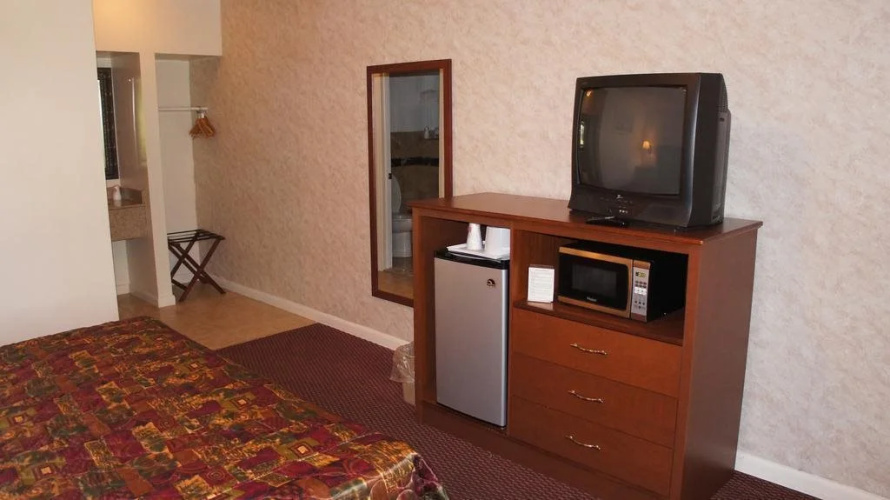 Red Carpet Inn
