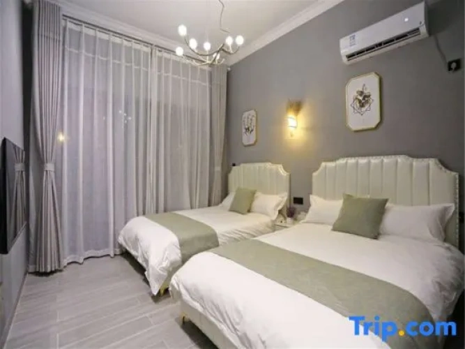 5 Bedrooms Classic Suite