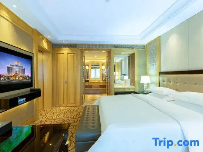 Triple Suite