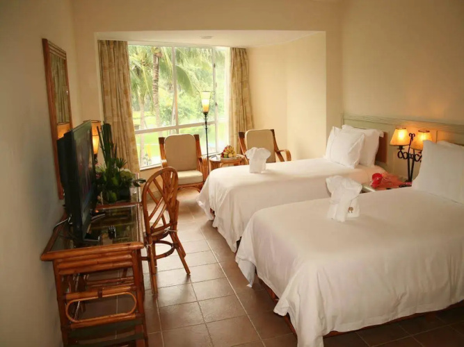 Golden Palm Resort
